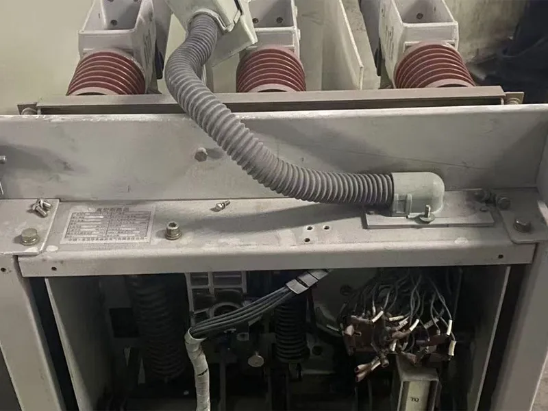 Оригинальная нестандартная тележка с выключателем производства компании Пекин Хуадун Сэньюань